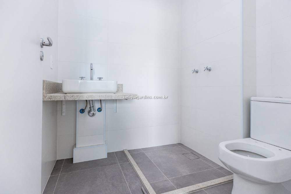 Apartamento à venda na Rua Tenente NegrãoItaim Bibi - apartamento-itaim-bibi-sao-paulo-093850-11.jpg