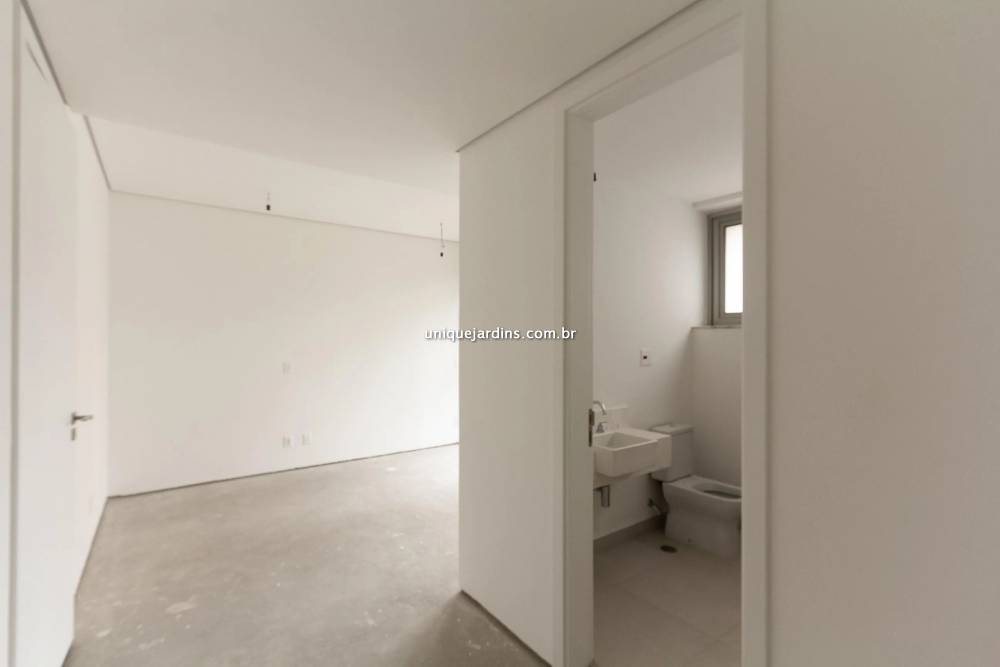 Apartamento à venda na Rua Leopoldo Couto de Magalhães JúniorItaim Bibi - 999-apartamento-itaim-bibi-sao-paulo-092625-1.jpg