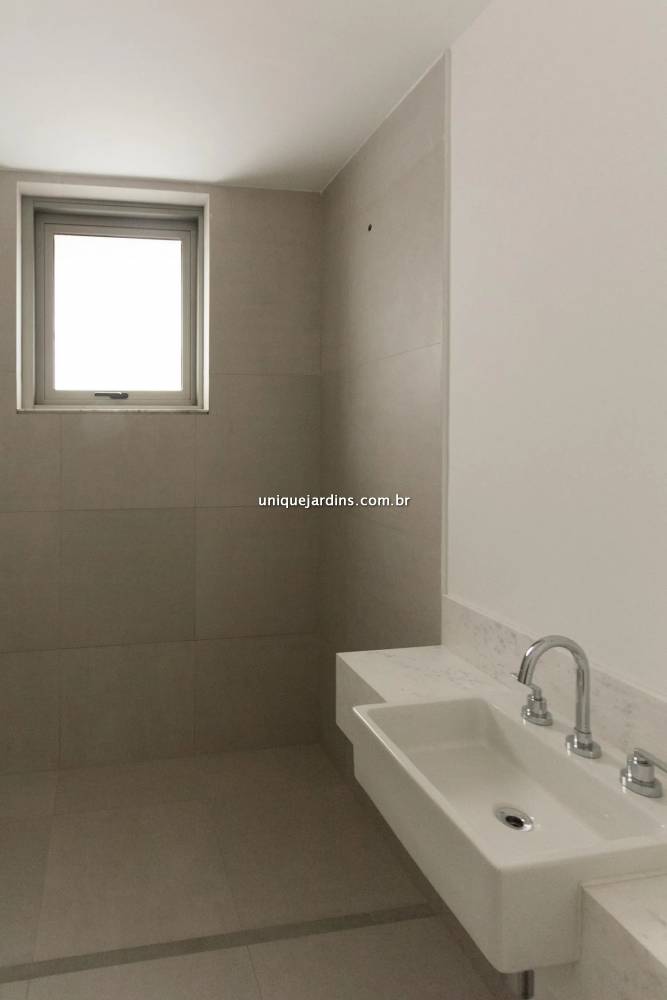 Apartamento à venda na Rua Leopoldo Couto de Magalhães JúniorItaim Bibi - 999-apartamento-itaim-bibi-sao-paulo-092627-9.jpg