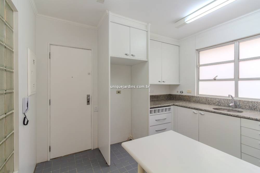 Apartamento para alugar na Alameda Ministro Rocha AzevedoJardim América - 999-apartamento-jardim-america-sao-paulo-120222-2.jpg