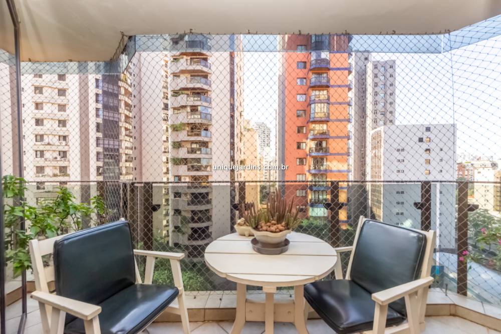 Apartamento à venda na Rua Jesuíno ArrudaItaim Bibi - 999-apartamento-itaim-bibi-sao-paulo-101010-7.jpg
