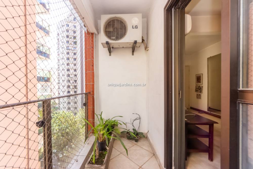 Apartamento à venda na Rua Jesuíno ArrudaItaim Bibi - 999-apartamento-itaim-bibi-sao-paulo-101039-8.jpg