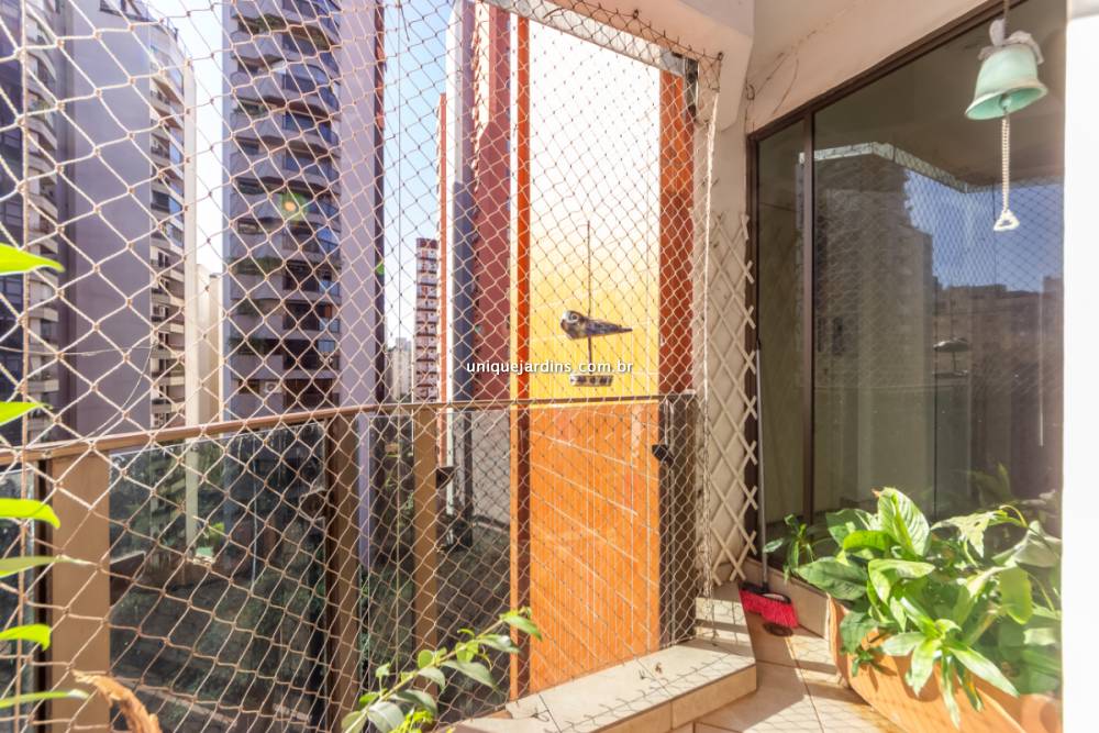 Apartamento à venda na Rua Jesuíno ArrudaItaim Bibi - 999-apartamento-itaim-bibi-sao-paulo-101040-13.jpg