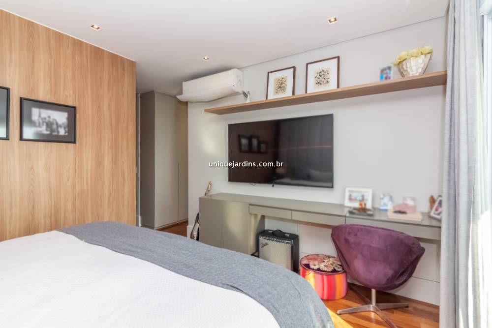 Apartamento à venda na Rua Ferreira de AraújoAlto de Pinheiros - 999-apartamento-alto-de-pinheiros-sao-paulo-104841-0.jpg