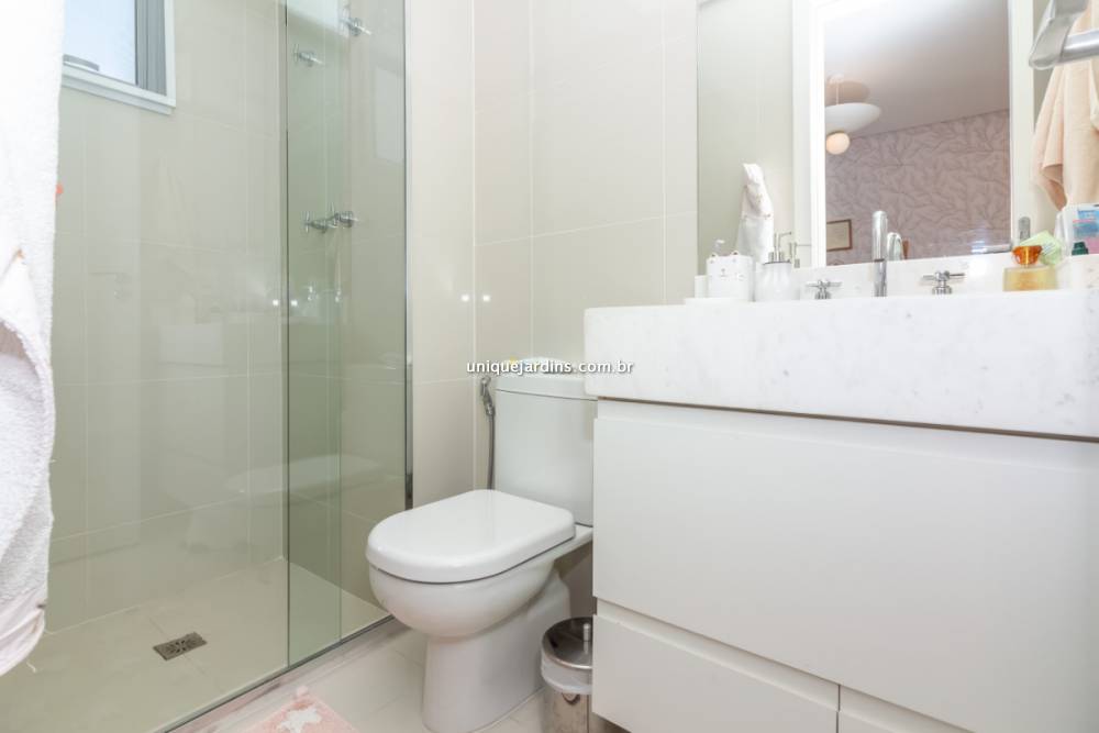 Apartamento à venda na Rua Ferreira de AraújoAlto de Pinheiros - 999-apartamento-alto-de-pinheiros-sao-paulo-104843-12.jpg
