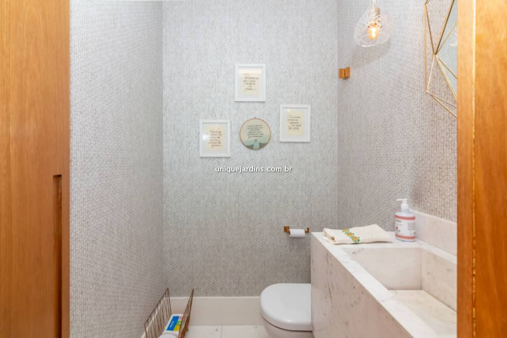 Apartamento à venda na Rua Ferreira de AraújoAlto de Pinheiros - 999-apartamento-alto-de-pinheiros-sao-paulo-104843-16.jpg