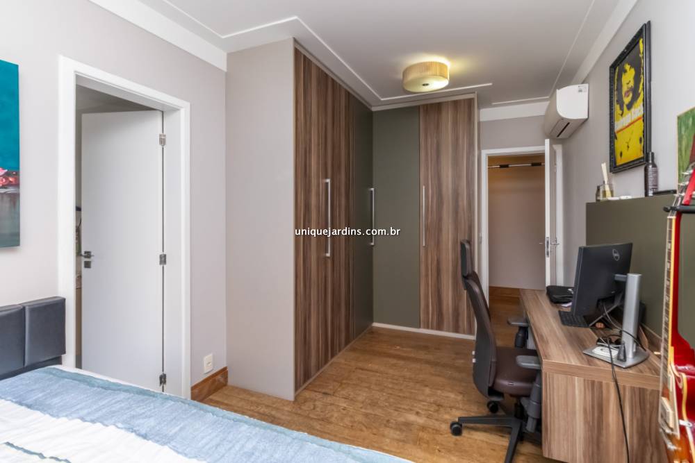 Apartamento à venda na Rua EdsonCampo Belo - 999-apartamento-campo-belo-sao-paulo-110342-12.jpg
