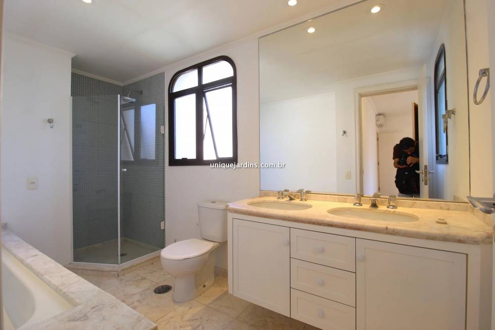 Apartamento para alugar na Avenida Horácio LaferItaim Bibi - 999-apartamento-itaim-bibi-sao-paulo-145717-7.jpg