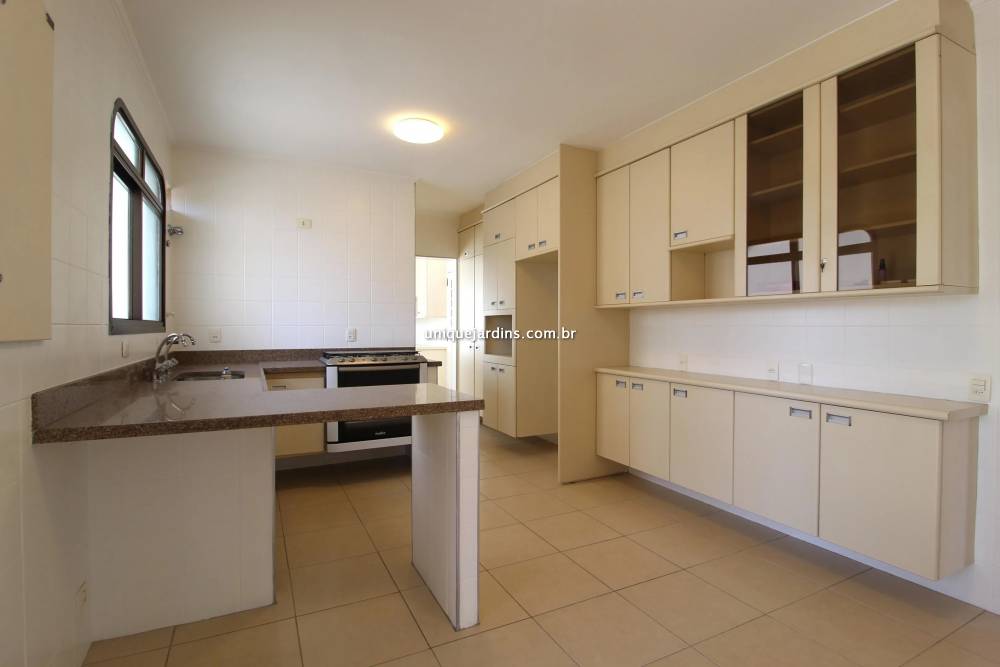 Apartamento para alugar na Avenida Horácio LaferItaim Bibi - apartamento-itaim-bibi-sao-paulo-144956-8.jpg