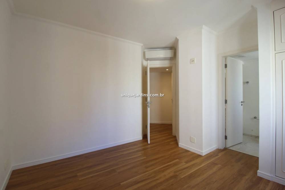Apartamento para alugar na Avenida Horácio LaferItaim Bibi - apartamento-itaim-bibi-sao-paulo-144958-11.jpg