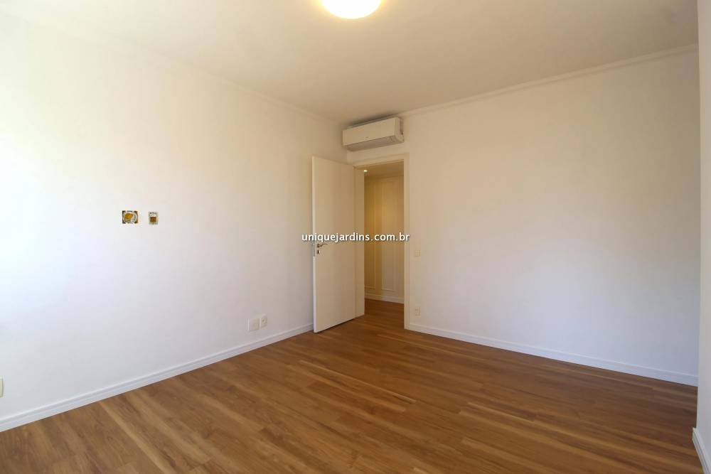 Apartamento para alugar na Avenida Horácio LaferItaim Bibi - apartamento-itaim-bibi-sao-paulo-145000-19.jpg