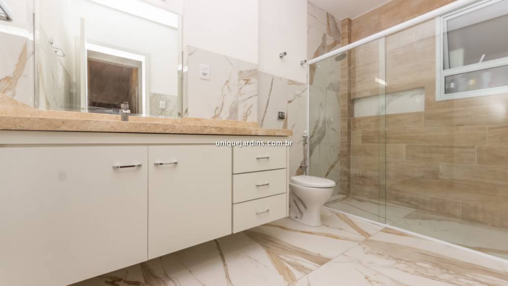 Apartamento à venda na Rua Doutor Renato Paes de BarrosItaim Bibi - 999-apartamento-itaim-bibi-sao-paulo-195548-0.jpg