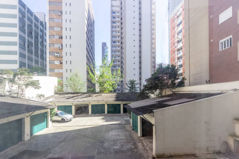 Apartamento à venda na Rua Doutor Renato Paes de BarrosItaim Bibi - apartamento-itaim-bibi-sao-paulo-195453-7.jpg