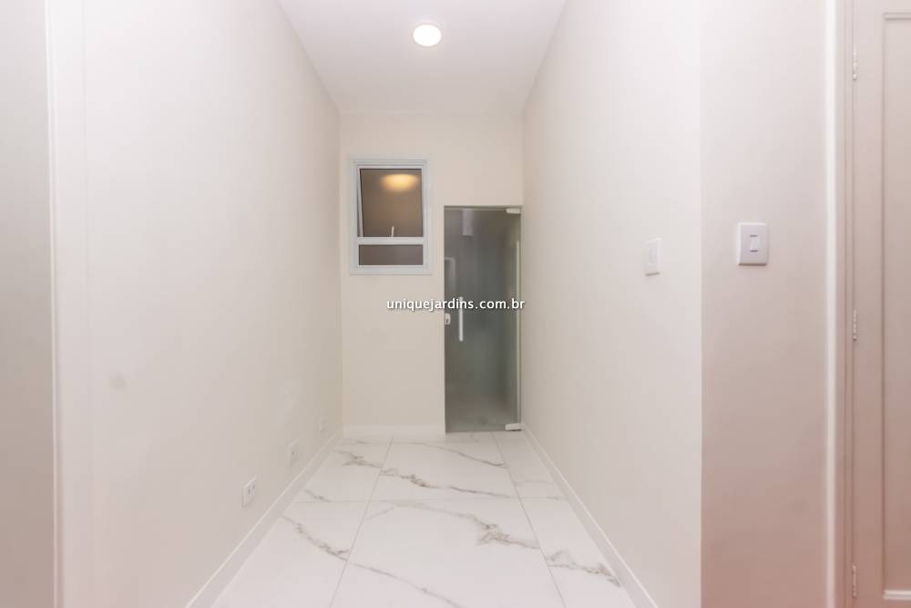 Apartamento à venda na Rua Doutor Renato Paes de BarrosItaim Bibi - apartamento-itaim-bibi-sao-paulo-195454-19.jpg