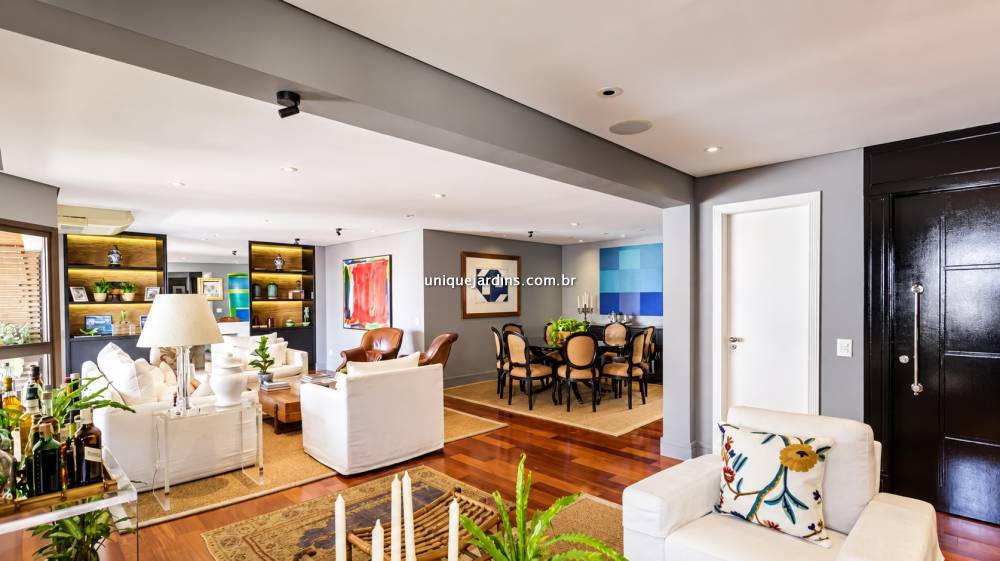 Apartamento à venda na Rua ItacemaItaim Bibi - 999-apartamento-itaim-bibi-sao-paulo-091351-0.jpg