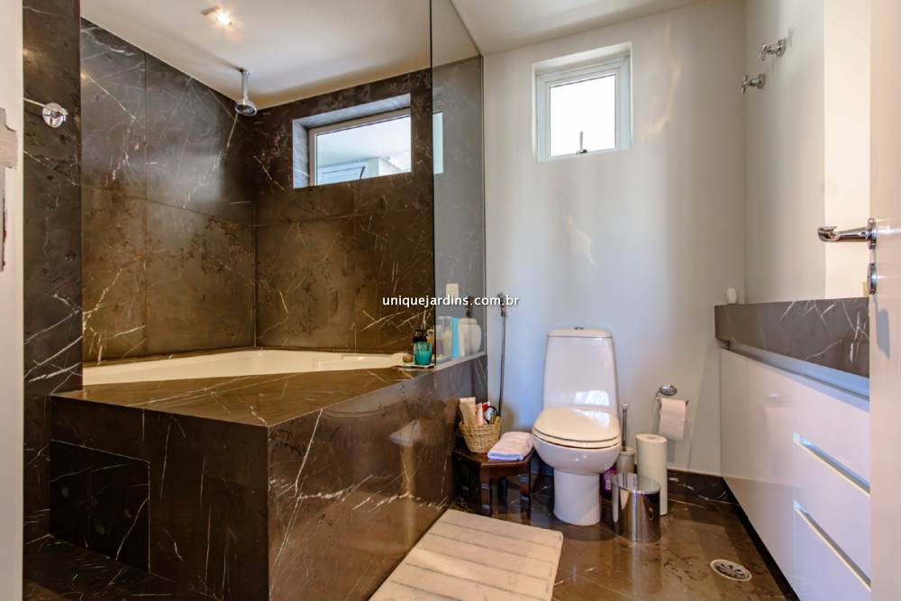 Cobertura Duplex à venda na Rua Gil EanesCampo Belo - 999-cobertura-duplex-campo-belo-sao-paulo-120538-1.jpg