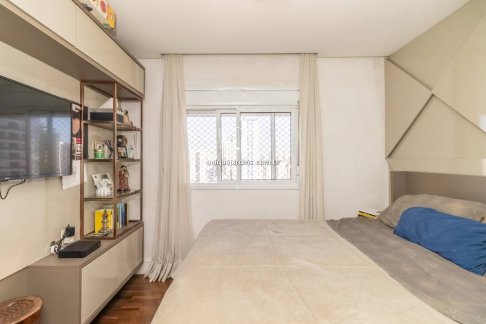 Apartamento à venda na Rua Jorge TibiriçáVila Mariana - apartamento-vila-mariana-sao-paulo-091415-11.jpg
