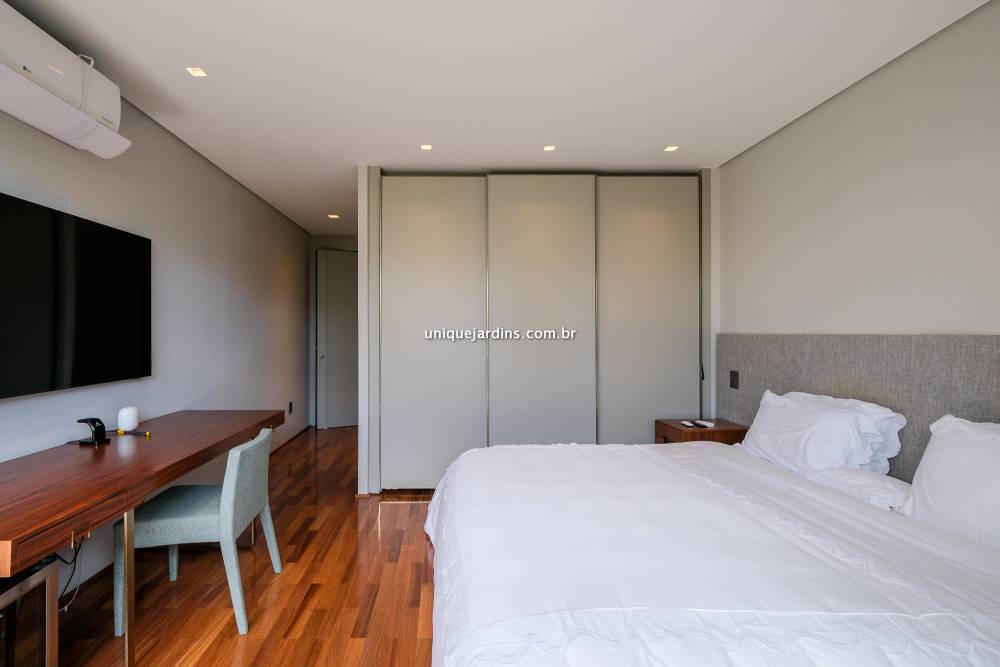 Apartamento à venda na Rua Marcos LopesVila Nova Conceição - 999-apartamento-vila-nova-conceicao-sao-paulo-115128-12.jpg