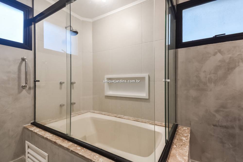 Apartamento à venda na Rua Silva CorreiaVila Nova Conceição - 999-apartamento-vila-nova-conceicao-sao-paulo-113126-17.jpg