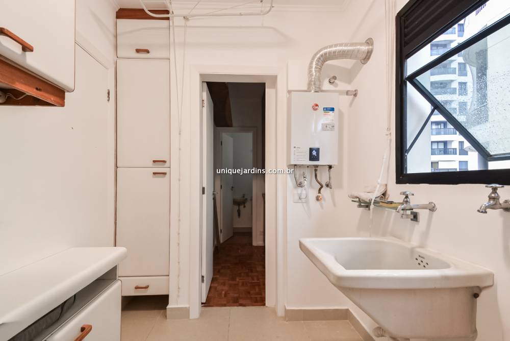 Apartamento à venda na Rua Silva CorreiaVila Nova Conceição - 999-apartamento-vila-nova-conceicao-sao-paulo-113141-5.jpg