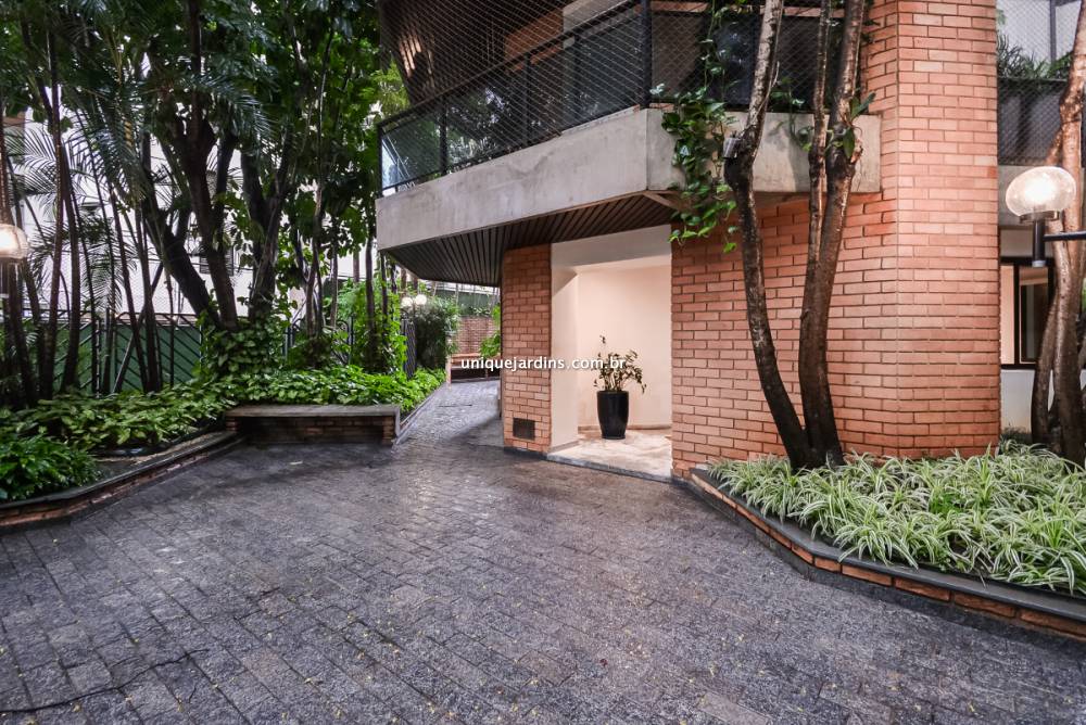 Apartamento à venda na Rua Silva CorreiaVila Nova Conceição - 999-apartamento-vila-nova-conceicao-sao-paulo-113213-13.jpg