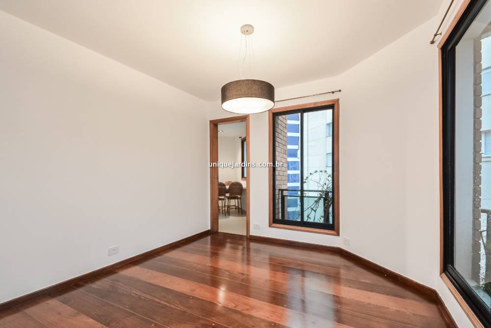 Apartamento à venda na Rua Silva CorreiaVila Nova Conceição - apartamento-vila-nova-conceicao-sao-paulo-112811-2.jpg