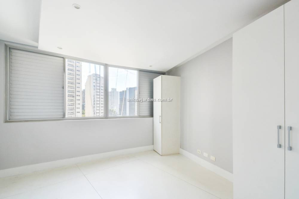 Apartamento à venda na Rua Professor Artur RamosJardim Europa - 999-apartamento-jardim-europa-sao-paulo-140510-7.jpg