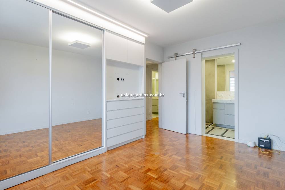 Apartamento à venda na Rua BahiaHigienópolis - apartamento-higienopolis-sao-paulo-113510-17.jpg