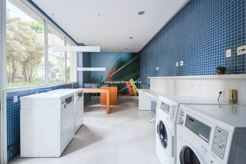 Apartamento à venda na Rua Benedito LapinItaim Bibi - 999-apartamento-itaim-bibi-sao-paulo-145341-8.jpg