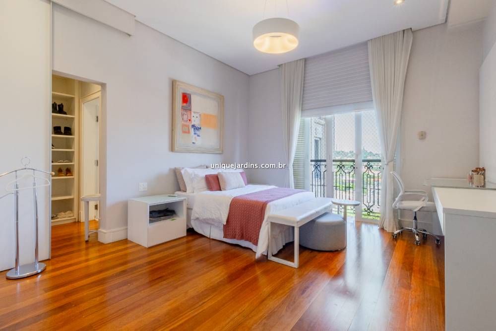 Apartamento à venda na Rua Barão de BocainaHigienópolis - 999-apartamento-higienopolis-sao-paulo-145610-4.jpg