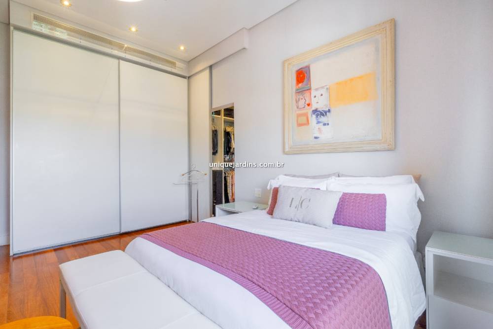 Apartamento à venda na Rua Barão de BocainaHigienópolis - 999-apartamento-higienopolis-sao-paulo-145610-5.jpg
