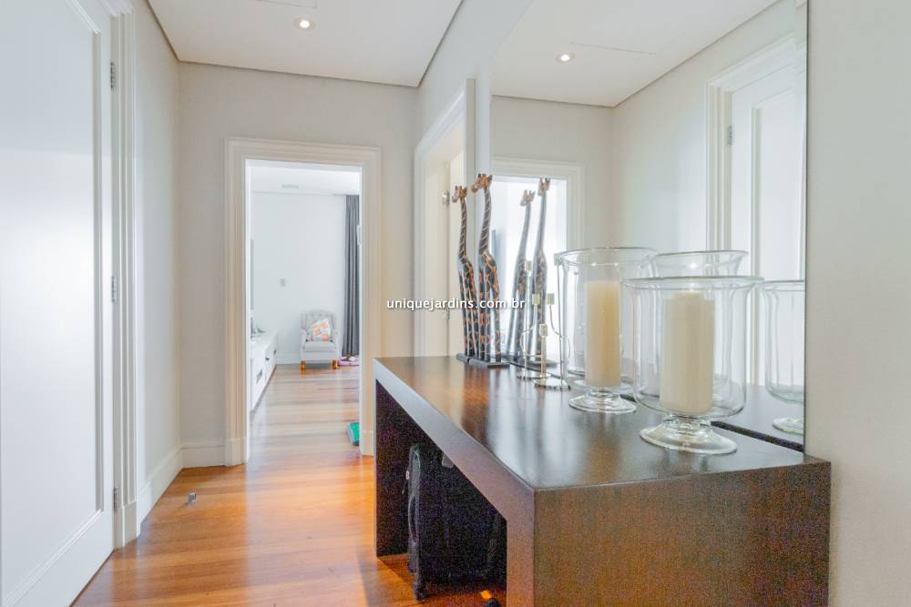 Apartamento à venda na Rua Barão de BocainaHigienópolis - 999-apartamento-higienopolis-sao-paulo-145612-16.jpg