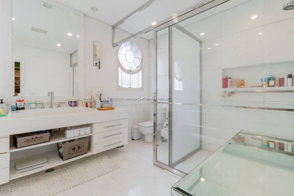 Apartamento à venda na Rua Barão de BocainaHigienópolis - 999-apartamento-higienopolis-sao-paulo-145637-4.jpg