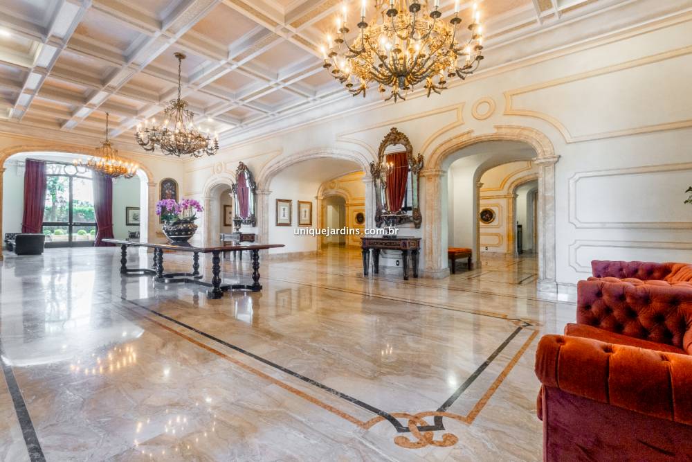 Apartamento à venda na Rua Barão de BocainaHigienópolis - 999-apartamento-higienopolis-sao-paulo-145655-1.jpg