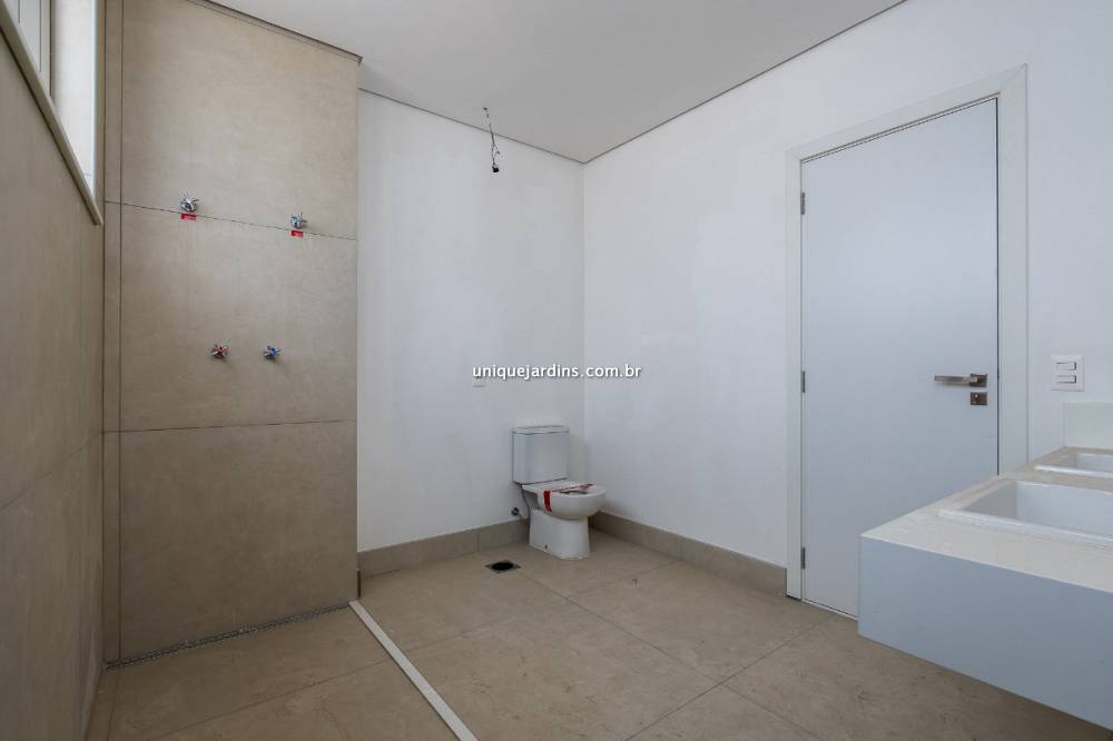 Apartamento à venda na Rua ChipreVila Olímpia - 999-apartamento-vila-olimpia-sao-paulo-185847-1.jpg