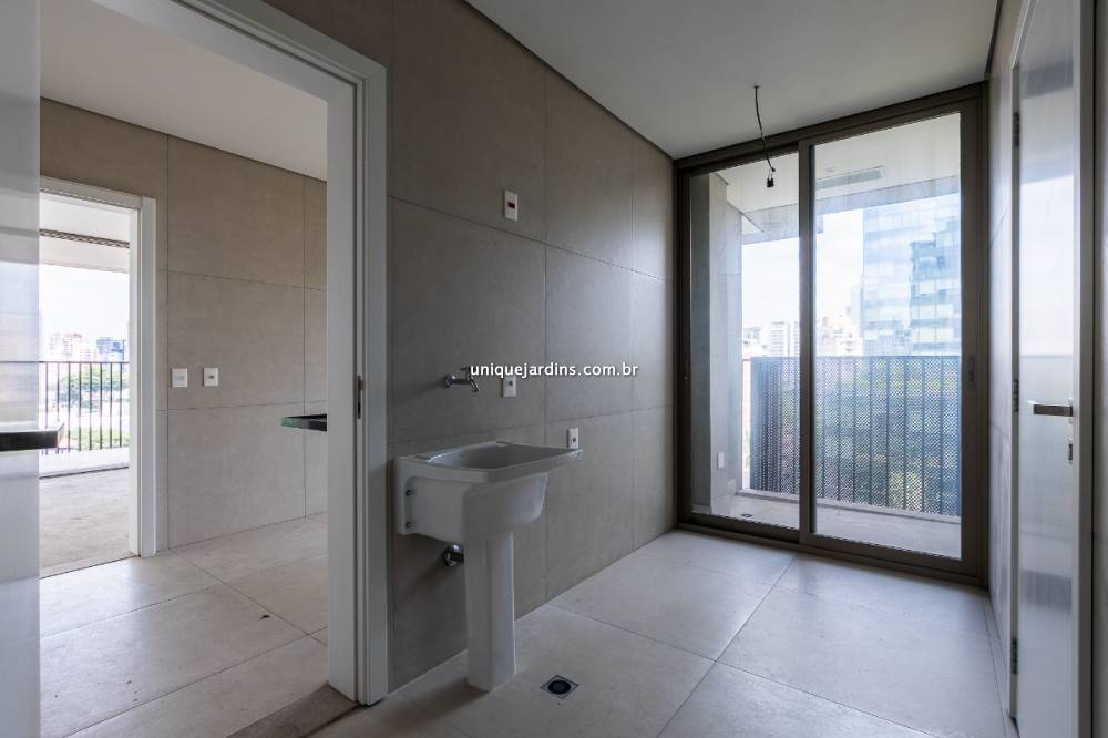 Apartamento à venda na Rua ChipreVila Olímpia - 999-apartamento-vila-olimpia-sao-paulo-185904-2.jpg