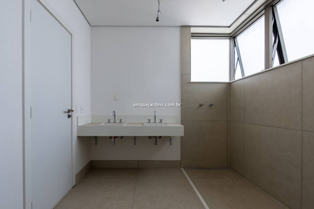 Apartamento à venda na Rua ChipreVila Olímpia - 999-apartamento-vila-olimpia-sao-paulo-185905-7.jpg