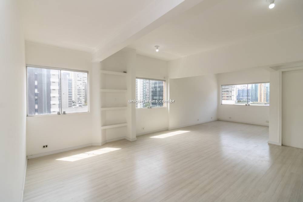 Apartamento à venda na Rua João CachoeiraItaim Bibi - apartamento-itaim-bibi-sao-paulo-135308-2.jpg