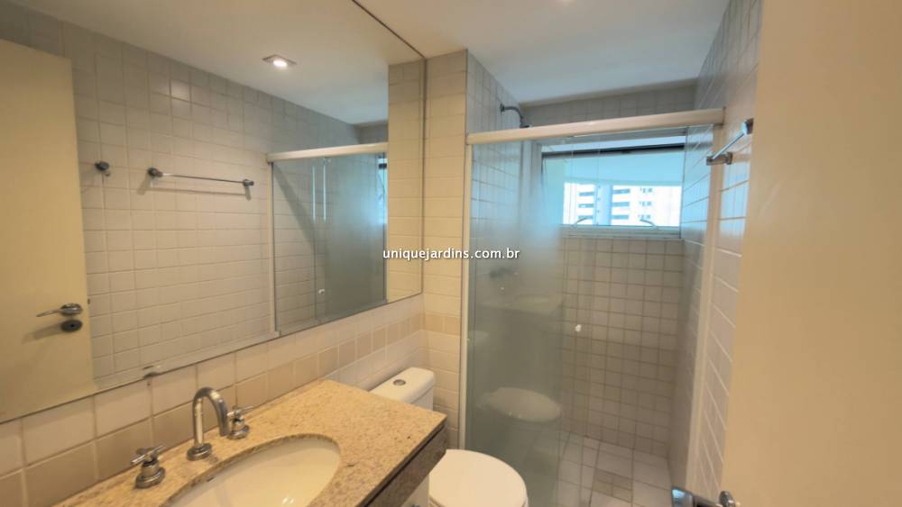 Apartamento à venda na Rua Diogo JácomeVila Nova Conceição - 999-apartamento-vila-nova-conceicao-sao-paulo-140545-17.jpg