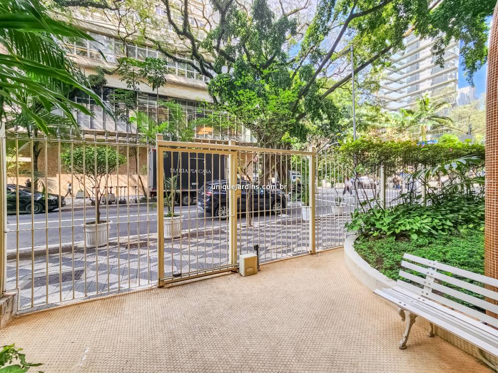 Apartamento à venda na Alameda SantosJardim América - 999-apartamento-jardim-paulista-sao-paulo-204118-16.jpg