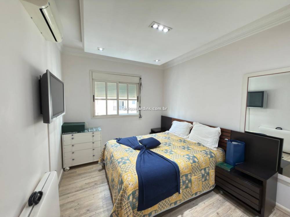 Apartamento à venda na Rua InajarobaVila Nova Conceição - 999-apartamento-vila-nova-conceicao-sao-paulo-211117-0.jpg