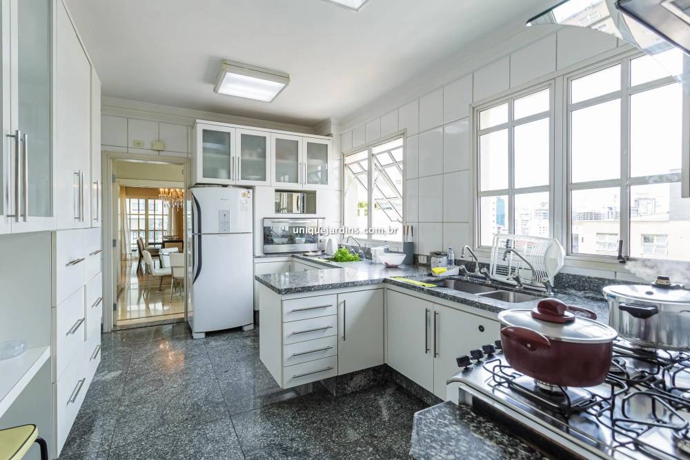 Apartamento à venda na Rua InajarobaVila Nova Conceição - 999-apartamento-vila-nova-conceicao-sao-paulo-211941-2.jpg