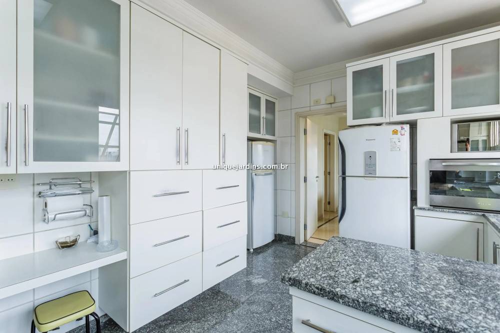 Apartamento à venda na Rua InajarobaVila Nova Conceição - 999-apartamento-vila-nova-conceicao-sao-paulo-211942-3.jpg