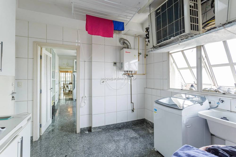 Apartamento à venda na Rua InajarobaVila Nova Conceição - 999-apartamento-vila-nova-conceicao-sao-paulo-211942-6.jpg