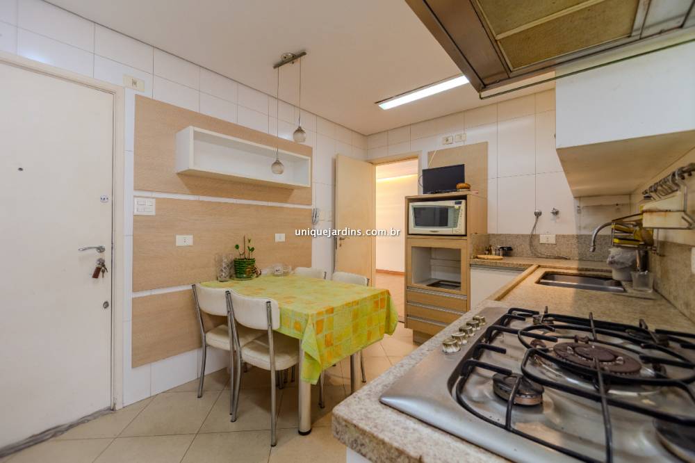 Apartamento à venda na Rua Bandeira PaulistaItaim Bibi - 999-apartamento-itaim-bibi-sao-paulo-100857-9.jpg