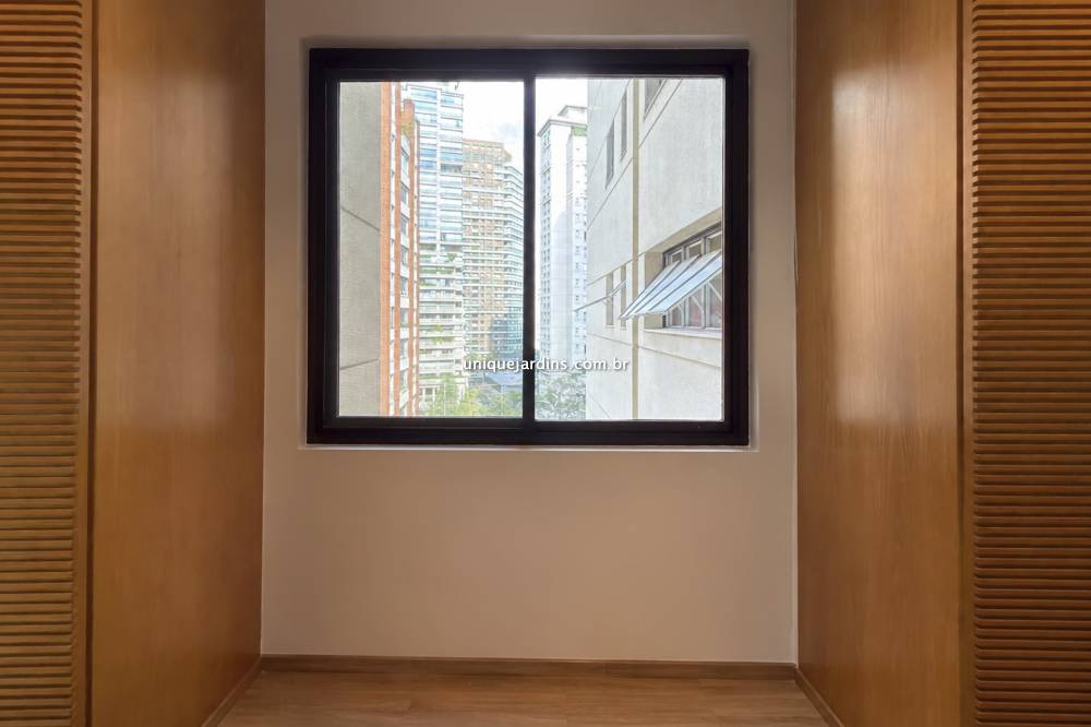 Apartamento à venda na Rua SabujiJardim Europa - 999-apartamento-jardim-europa-sao-paulo-213525-14.jpg