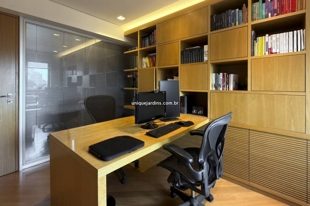 Apartamento à venda na Rua SabujiJardim Europa - 999-apartamento-jardim-europa-sao-paulo-213525-16.jpg