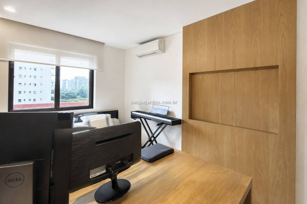 Apartamento à venda na Rua SabujiJardim Europa - 999-apartamento-jardim-europa-sao-paulo-213525-18.jpg
