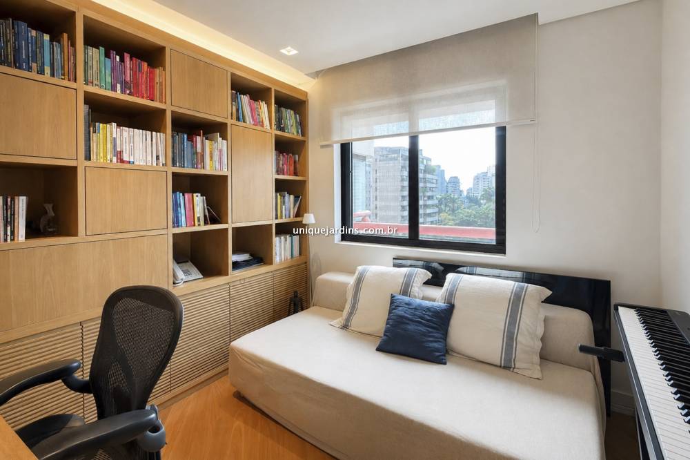 Apartamento à venda na Rua SabujiJardim Europa - 999-apartamento-jardim-europa-sao-paulo-213525-19.jpg