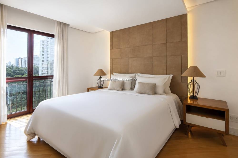 Apartamento à venda na Rua SabujiJardim Europa - 999-apartamento-jardim-europa-sao-paulo-213609-0.jpg